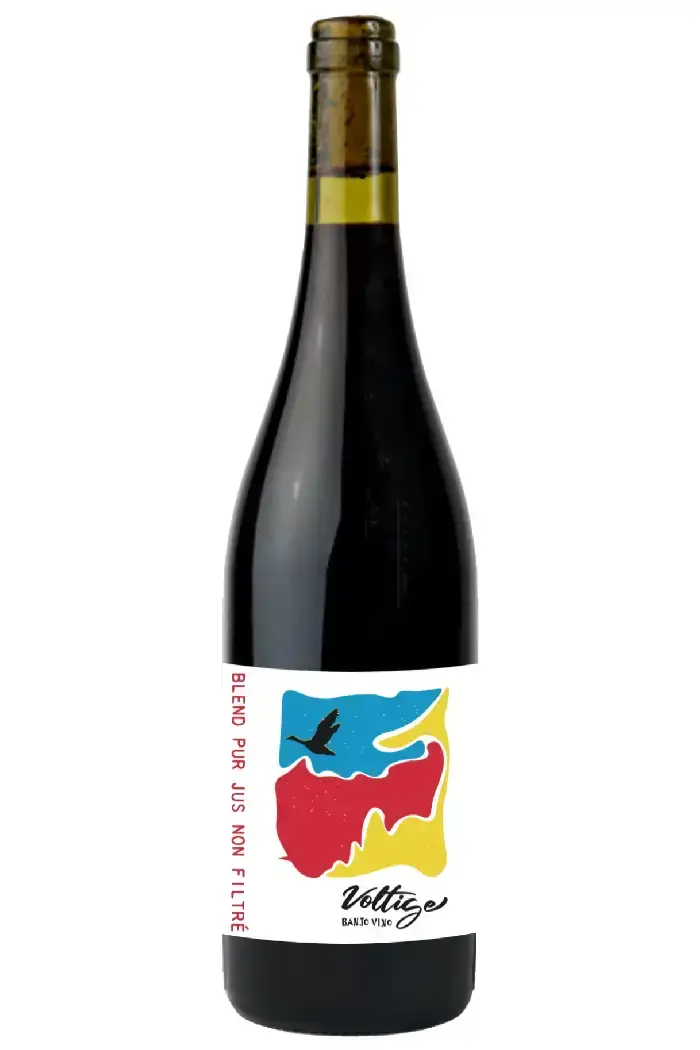 Voltige - Sprød og frisk økologisk rødvin med lette tanniner fra Banjo Vino! På Syrah og Grenache. Se hele udvalget - Bland seks vine og spar 15%!