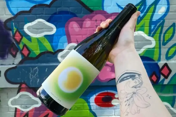 Narcisse naturvin lavet på petit manseng og gros manseng